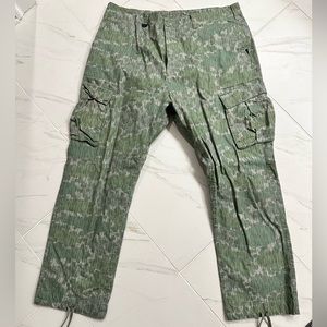 Nike SB Camo Cargo Pants